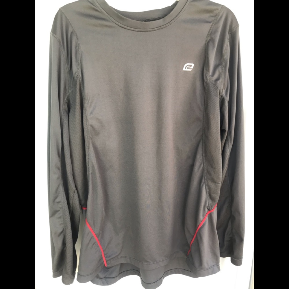 Roadrunner Long Sleeve Athletic Shirt in Gray